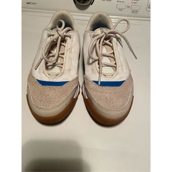 Sorel Shoes - Sorel Sneakers (SZ 5.5)